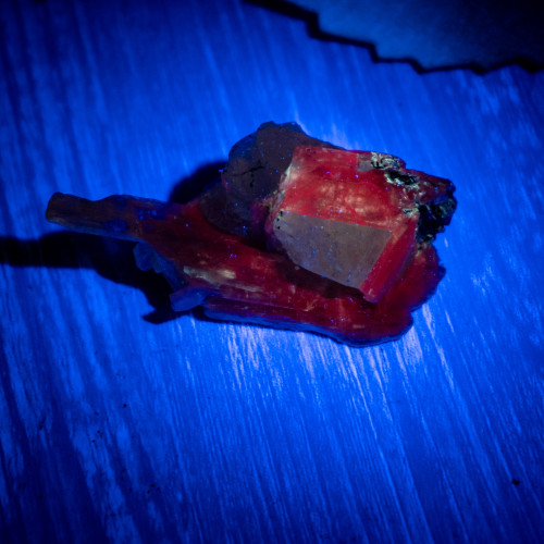 Pariba Kyanite (UV Reactive) #3