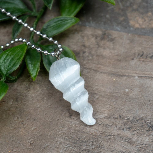 Selenite Twist Necklace Random