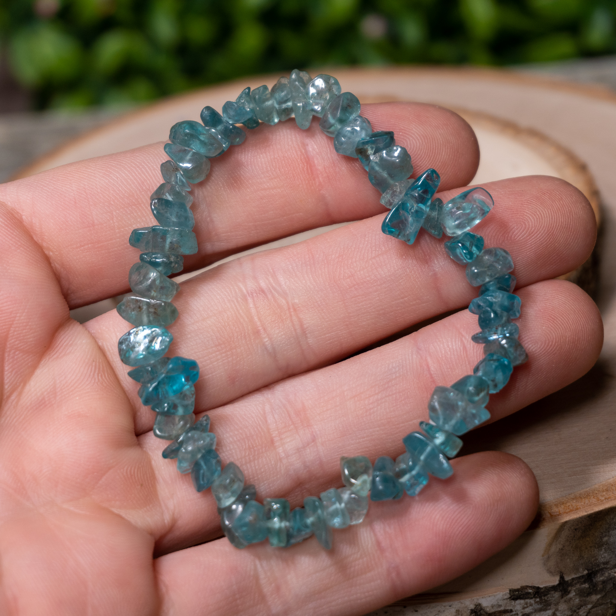 blue-apatite-meanings-and-crystal-properties-the-crystal-council