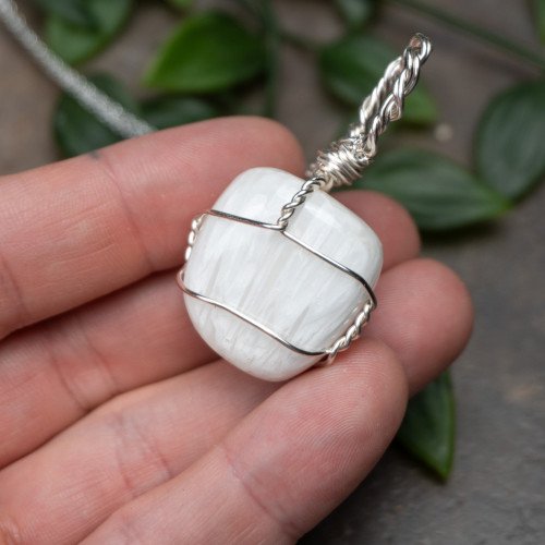 Scolecite Wire Wrap #2