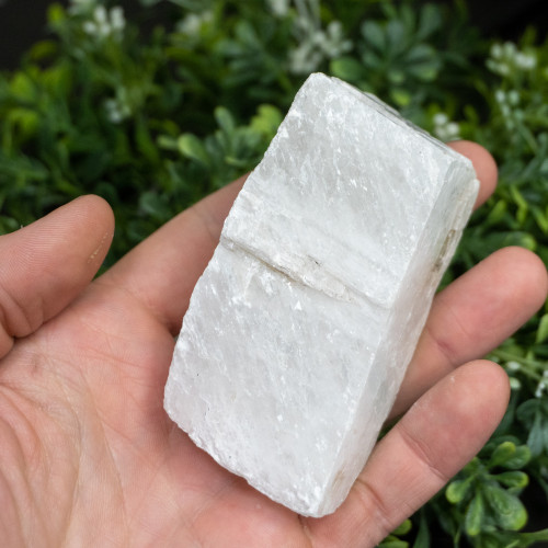 Medium White Calcite
