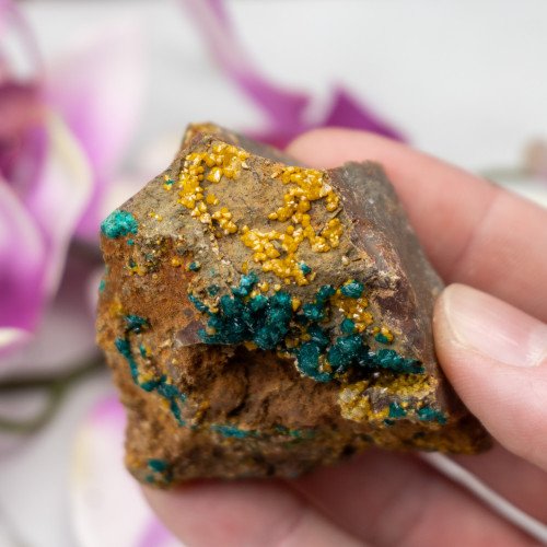 Dioptase with Mimetite #9