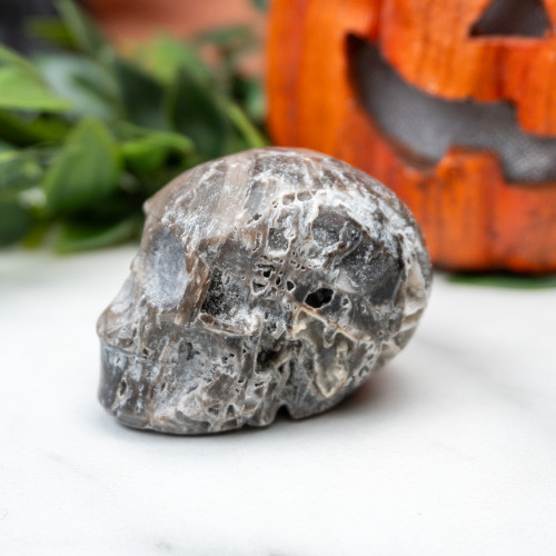 Quartz in Sphalerite Skull #2