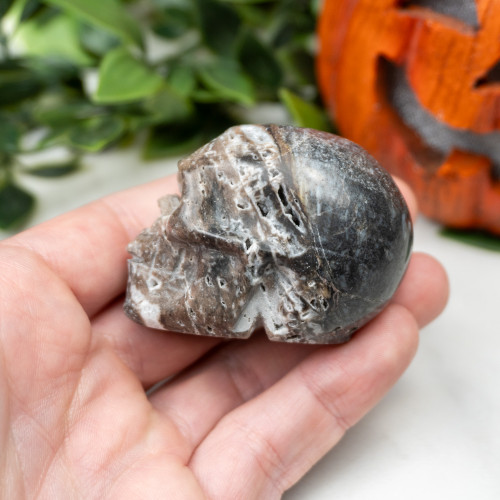 Quartz in Sphalerite Skull #1
